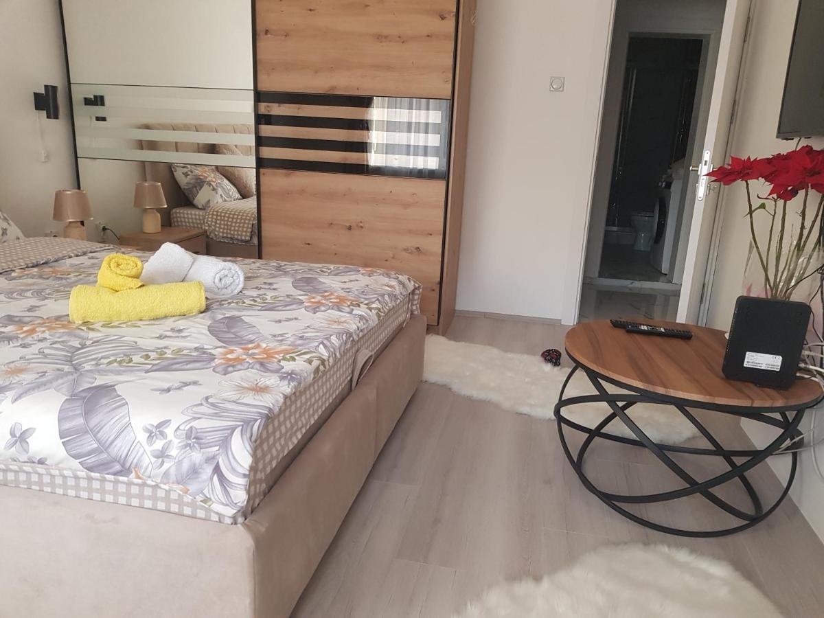 City Diamond Apartment 斯科普里 外观 照片